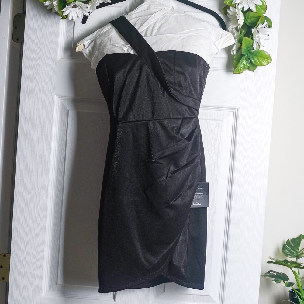 Lulus Black Mini Dress One Shoulder NWT LBD Asymmetrical Cocktail size M